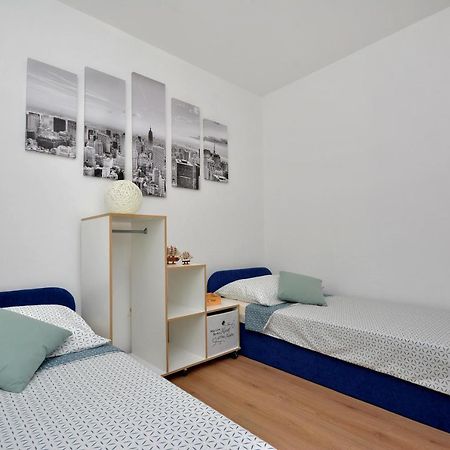 Apartment Wild Rose Podstrana Zewnętrze zdjęcie
