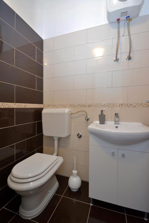Apartment Wild Rose Podstrana Zewnętrze zdjęcie